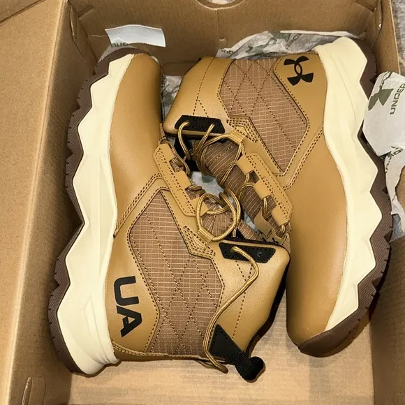 Under Armour Big Kids GS Stellar G2 6” Utility Boots - Size 4Y