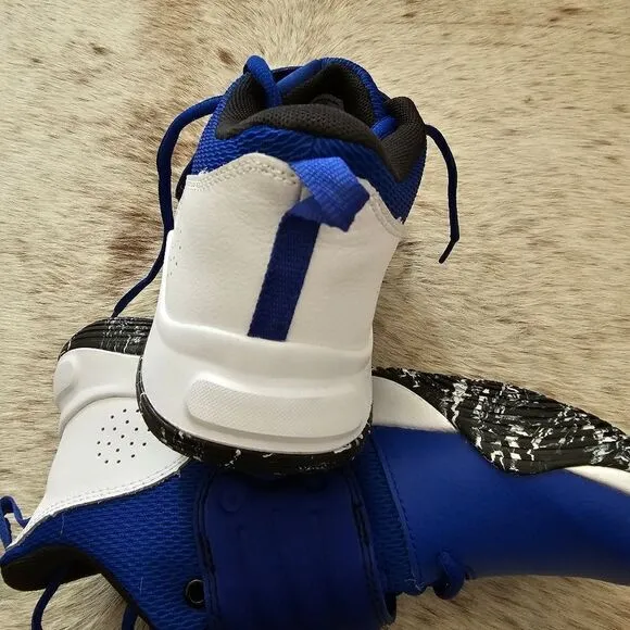 UNDER ARMOUR Zone Big Boys Basketball Shoes Royal Blue Size 6 NEW