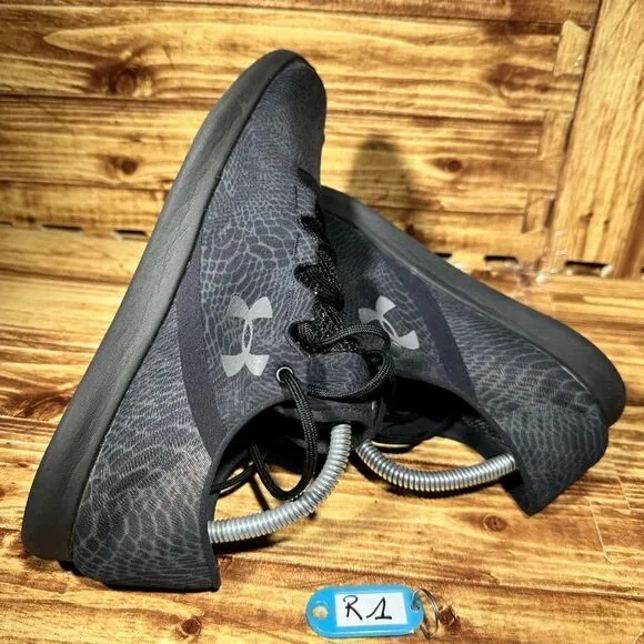 UNDER ARMOUR Mens Running Shoes Sneakers - Black - Men's Size 10