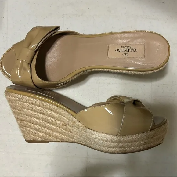 Valentino Garavani Wedge Espadrille Slide Patent Leather Nude Shoes Size 40