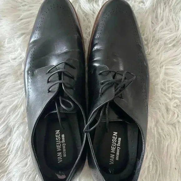 Van Heusen Men’s Shoes Memory Foam Size 12
