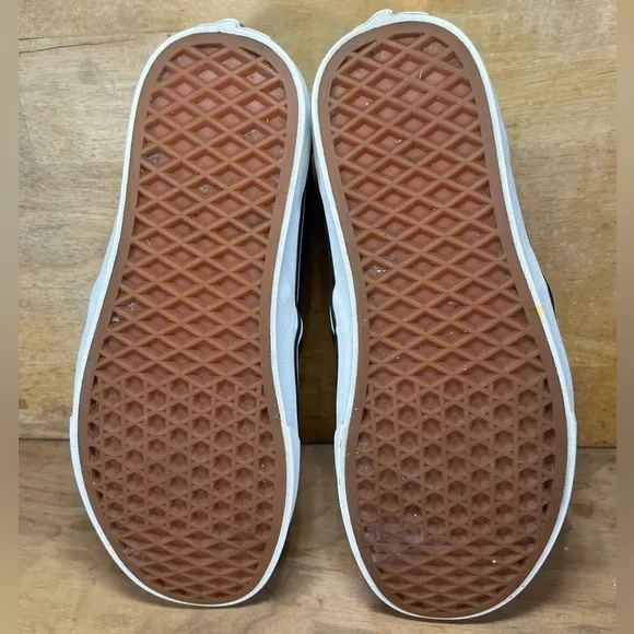 Vans Asher Perforated Womens Size 8 Slip On Shoes Sneakers Black