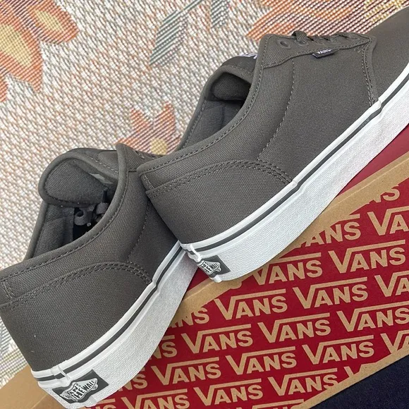 Vans Atwood Men’s (Canvas) Pewter/WhiteVN000TUY4WVNew