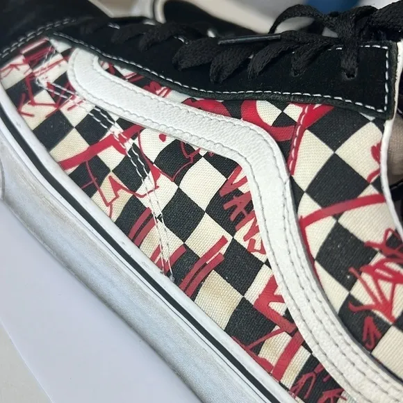 Vans crew style 36 checkerboard red skaters sneakers
