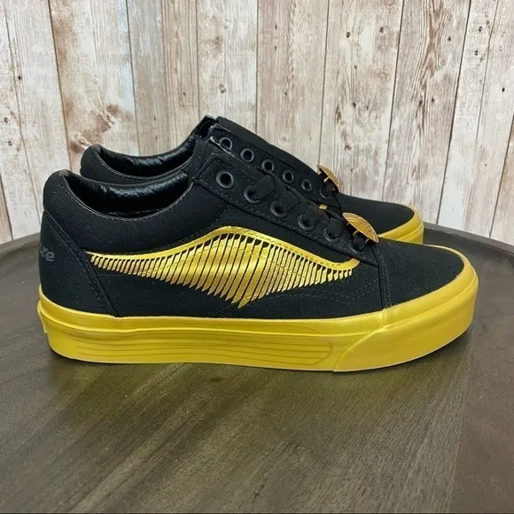 Vans Harry Potter Old Skool Goldensnitch Limited Edition Sneakers Size 6.5 Women