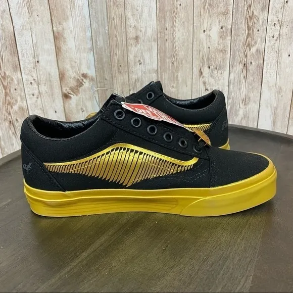 Vans Harry Potter Old Skool Goldensnitch Limited Edition Sneakers Size 6.5 Women