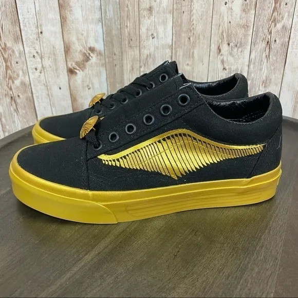 Vans Harry Potter Old Skool Goldensnitch Limited Edition Sneakers Size 6.5 Women