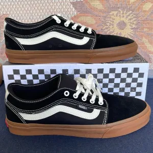 Vans Men’s Chukka Low SidBlack/GumVN0A5KQZB9M Snickers