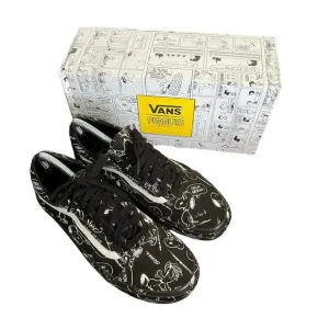 Vans Old Skool Peanuts Snoopy Black &amp; White Sneakers size Women’s 10 / Men’s 8.5