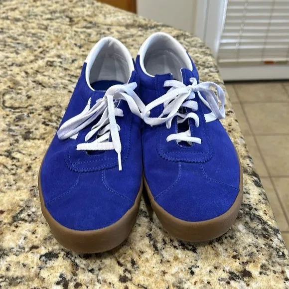 Vans Sport Low Blue / Gum Shoes Men’s size 12