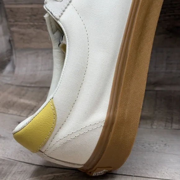 Vans Sport Low Casual Shoes Mens 11.5 11 1/2 White Yellow Gum Sole Sneakers