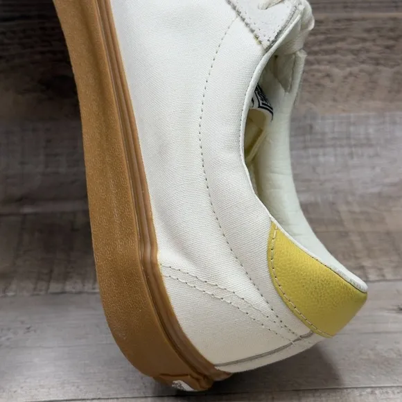 Vans Sport Low Casual Shoes Mens 11.5 11 1/2 White Yellow Gum Sole Sneakers