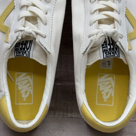 Vans Sport Low Casual Shoes Mens 11.5 11 1/2 White Yellow Gum Sole Sneakers