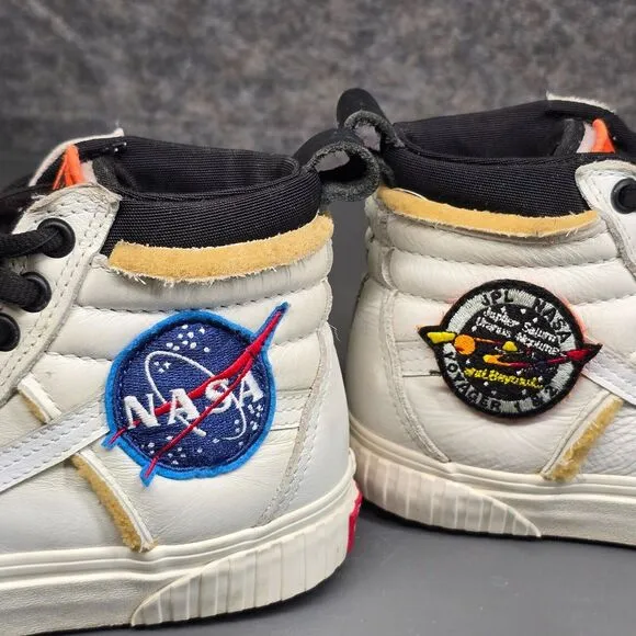 Vans Womens 7 Sneakers‎ Sk8-Hi 46 MTE DX Space Voyager NASA White
