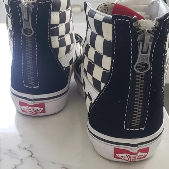 VANS‎ X Disney Mackey SK8-Hi Checkerboard Sneakers Shoes Size 2.5 Kids NEW