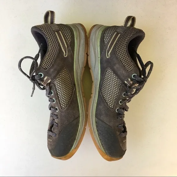 Vasque Grand Traverse Hiking Trekking Shoe Vibram