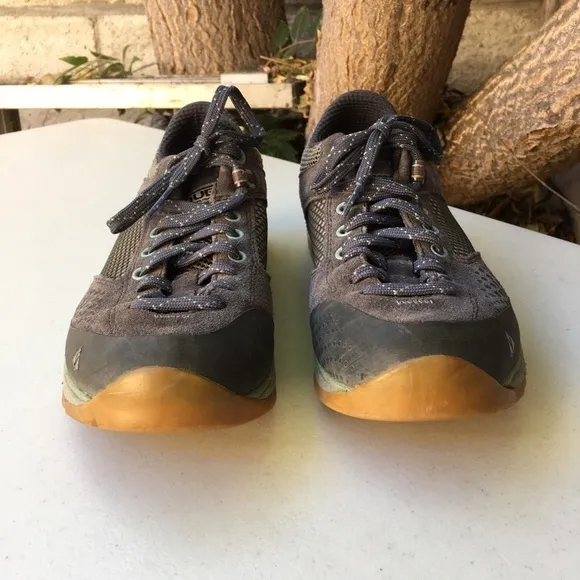 Vasque Grand Traverse Hiking Trekking Shoe Vibram