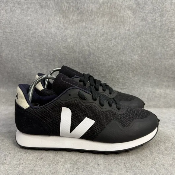 Veja Shoes Womens Size 6 Rio Branco II Black &amp; White Casual Running Sneakers