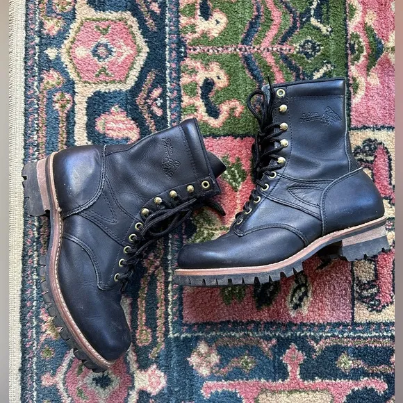 Vibram Beautiful genuine leather lace up combat biker boots sz 8.5 / 39