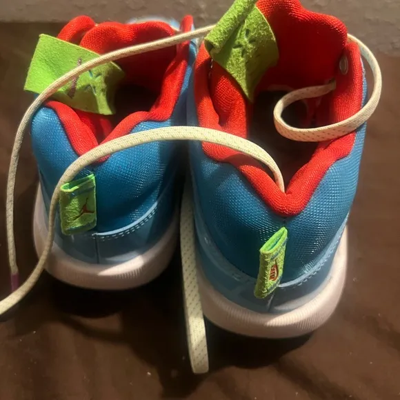 Vibrant Blue and Green Athletic Sneakers with Modern Design Air Jordan 35 Nike