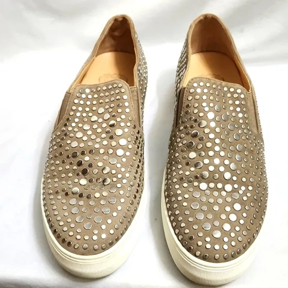Vince Camuto Kindra Leather Silver Studded Slip-on Casual shoes (womens size 10)