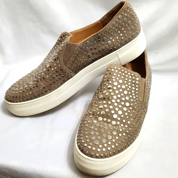 Vince Camuto Kindra Leather Silver Studded Slip-on Casual shoes (womens size 10)