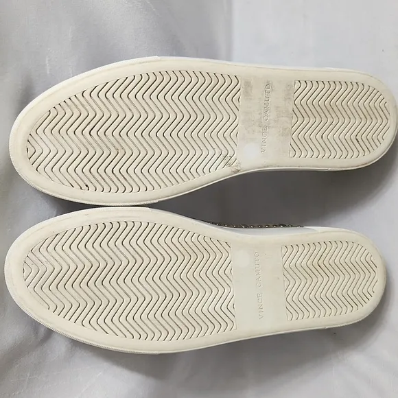 Vince Camuto Kindra Leather Silver Studded Slip-on Casual shoes (womens size 10)