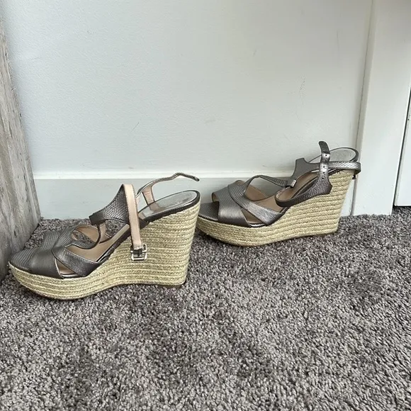 Vince Camuto Women's Metallic Wedge Sandals