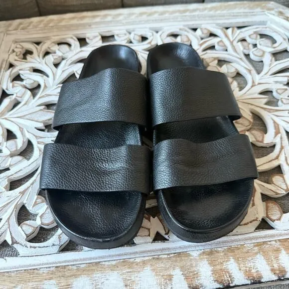 Vince Pebbled Black Leather Sandals Shoes Women’s 9.5 10