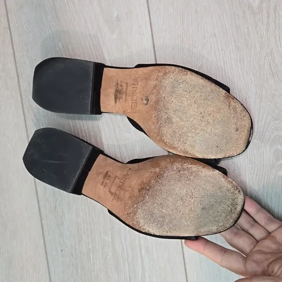 Vince Women Suede Heels Sandals shoes sz 7.5M
