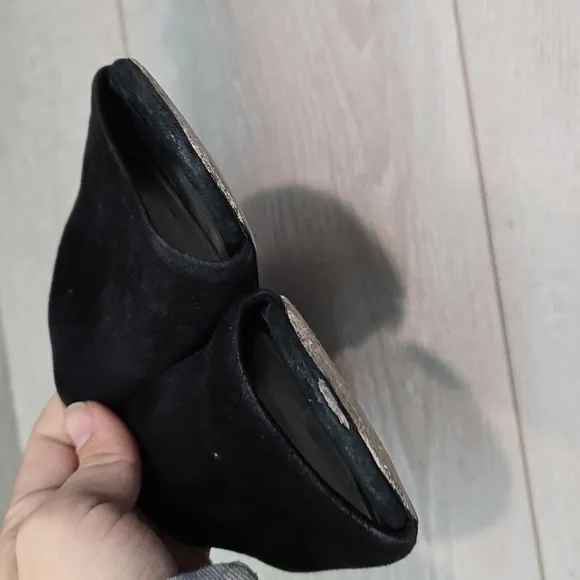 Vince Women Suede Heels Sandals shoes sz 7.5M