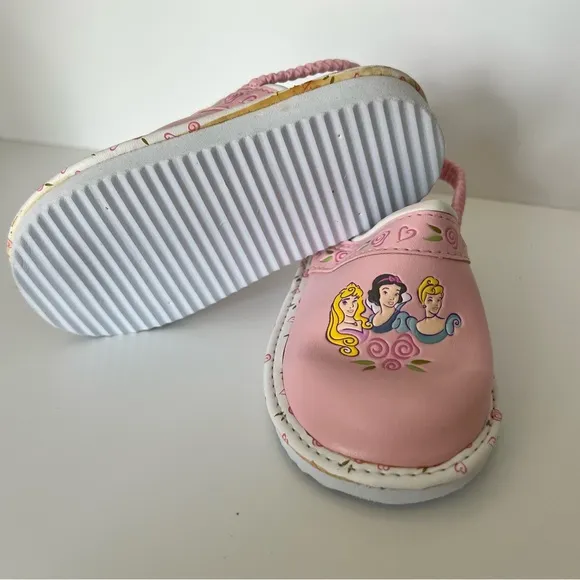 Vintage 90s Disney Princess Sandals Size 6
