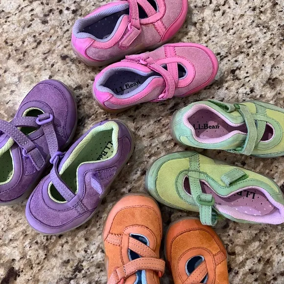 VINTAGE L.L BEAN sneakers Leather and suede with velcro closure Toddler SIZE 8