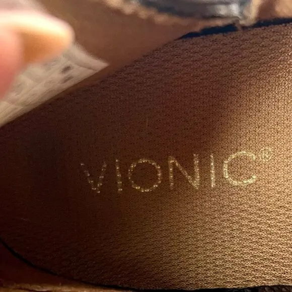 Vionic Cece Grey Suede Sneakers