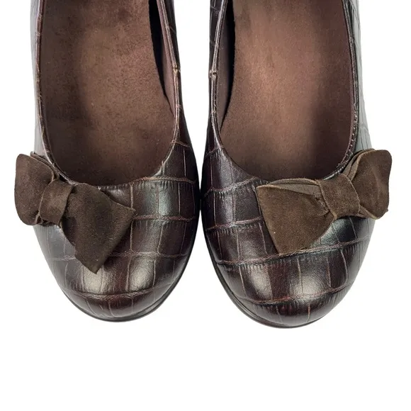 Vionic Lena Croc Embossed Bow Wedge Sandals Womens Brown Size‎ 6.5