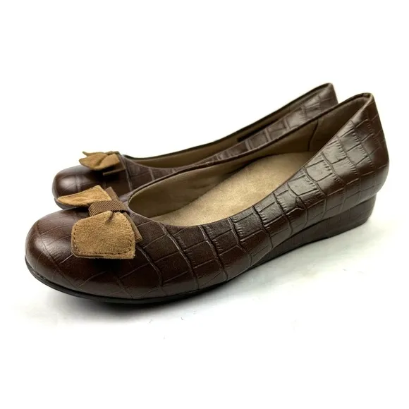 Vionic Lydia Orthaheel Wedge Shoes 7.5 Brown Croc Embossed Slip On Shoes Womens