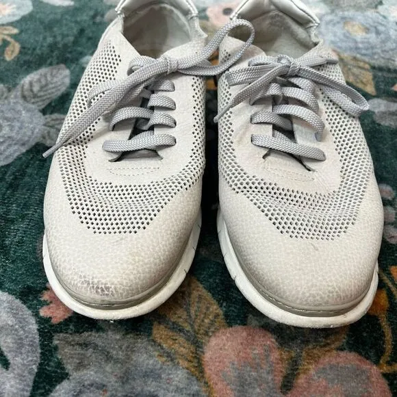 Vionic Womens Joey Nubuck Sneakers Light Gray Memory Foam Lace Up Tennis Shoes 9