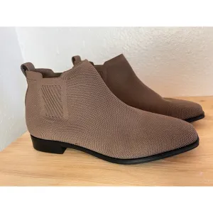 Vivaia Slip-On Square-Toe Ankle Chelsea Boots (Ryan Slip-On) Size 40.5 Espresso