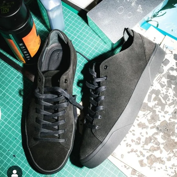 VOR Shoes -  1A SAMTSCHWARZ