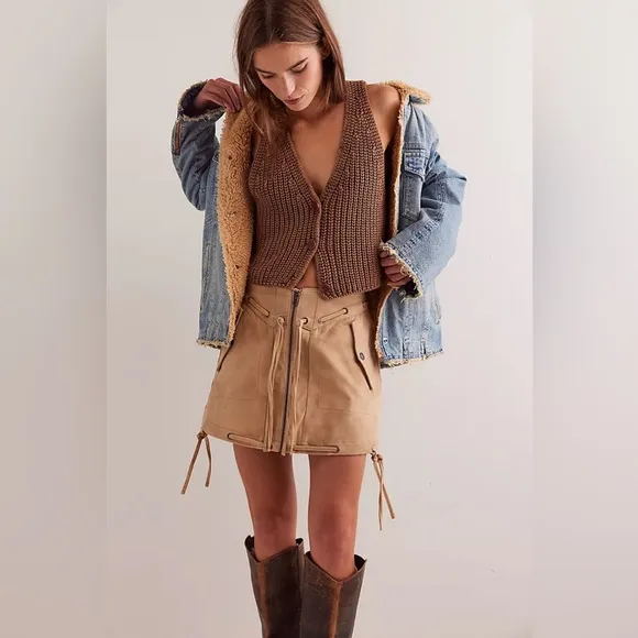 We The Free by Free People Vegan Suede Sierra Mini Western Cowboy Skirt sz 4
