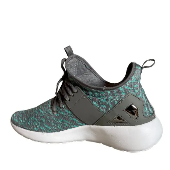 Women's All Season Flat Lace Up Light Weight Sneaker Sport Shoes