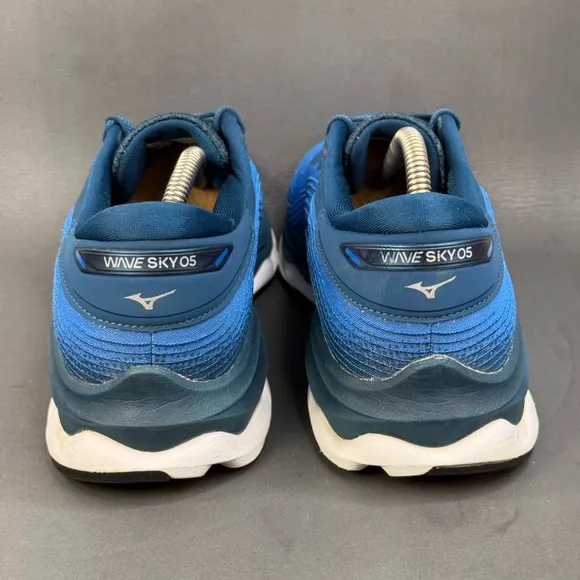 Women’s Athletic Mizuno Wave Sky 5 Running trainer shoes size 10