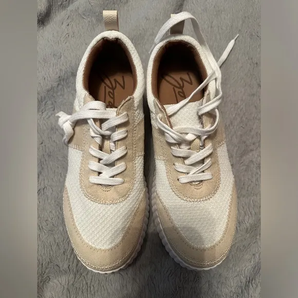 Women's Cooper Lace-Up Platform Sneakers size 9