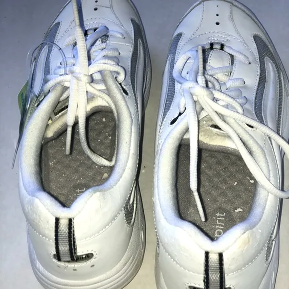 Women’s ELON easy spirit sneakers