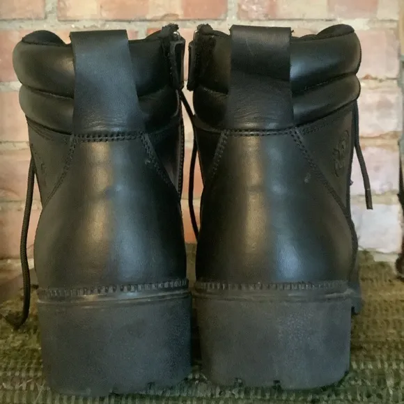 Women’s Milwaukee Leather size 8.5 black zip/lace up lug sole boots