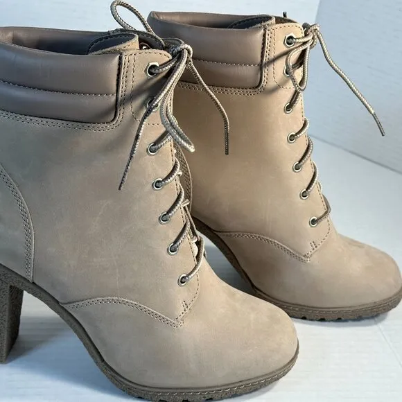 WOMEN'S NEW SIZE 8 ANKLE BOOTS