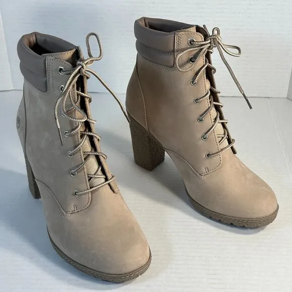 WOMEN'S NEW SIZE 8 ANKLE BOOTS