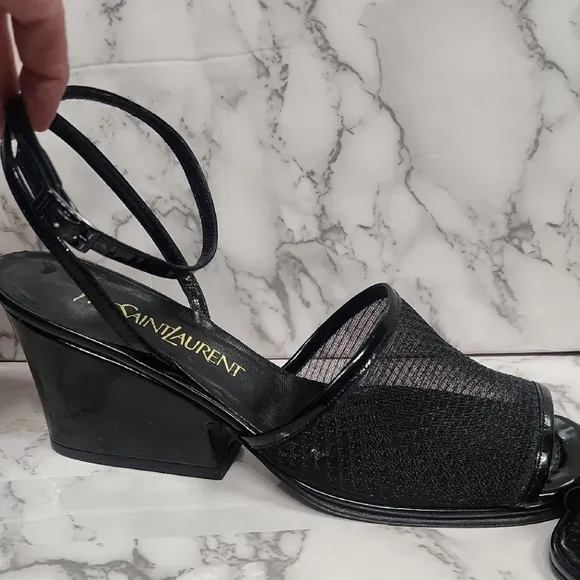 YSL YVES SAINT LAURANT Black Patent    Leather Wedge Sandals