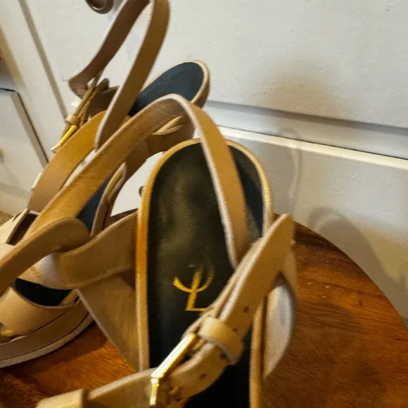 Yves Saint Laurent tribute heels