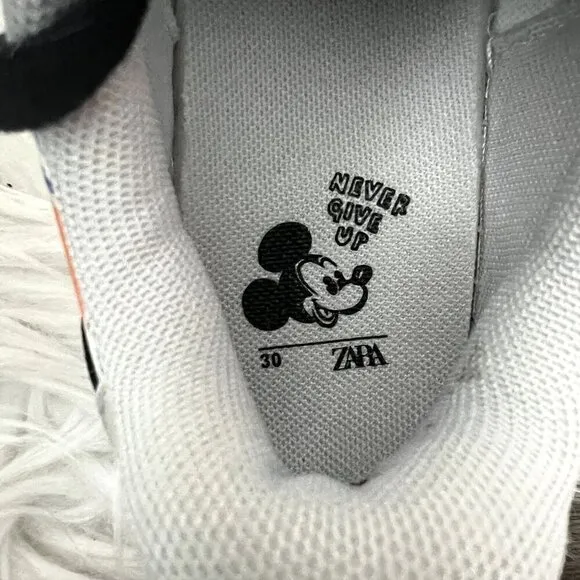 Zara Disney Kids EU 30 US 2 Mickey Mouse and Friends Sneakers